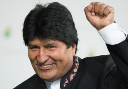 رییس‌جمهور سابق بولیوی از وزیر اقتصادش حمایت می‌کند