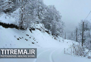 روستاهای رحیم‌آباد درمحاصره‌ی برف است؛ اما مشکل سوخت و آرد نداریم