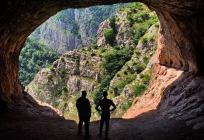 بهره‌برداری از غار ۲۳۰ هزارساله گیلان طبق ضوابط و با حفظ حریم اثر انجام می‌شود