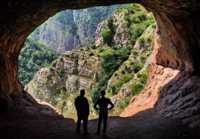 بهره‌برداری از غار ۲۳۰ هزارساله گیلان طبق ضوابط و با حفظ حریم اثر انجام می‌شود