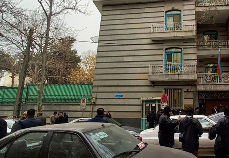 مصاحبه با مردی که به سفارت آذربایجان در تهران حمله کرد